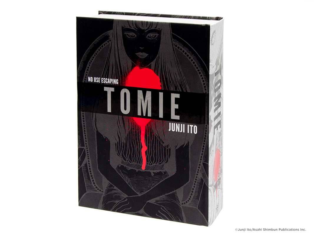Tomie: Complete Deluxe Edition by Junji Ito