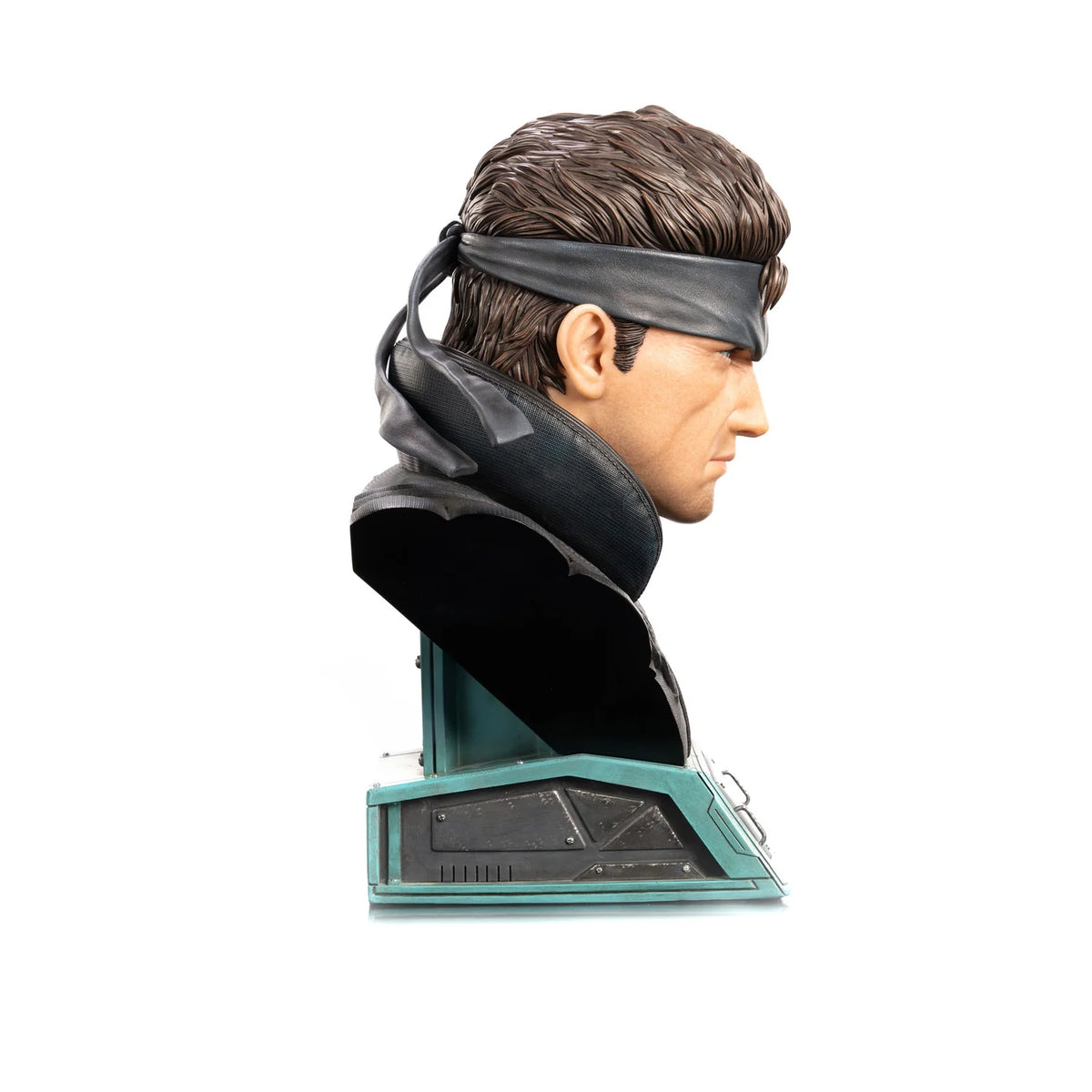 Solid Snake Grand Scale Bust - 1 of 600, Limited Edition - Metal Gear Solid - First 4 Figures